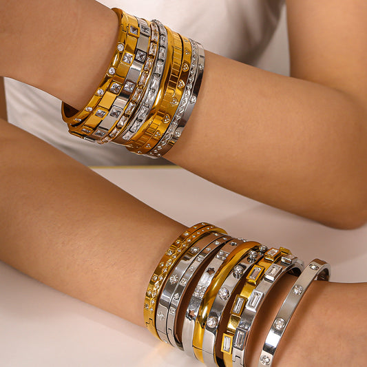 True gold electroplated color-keeping jewelry bracelet
